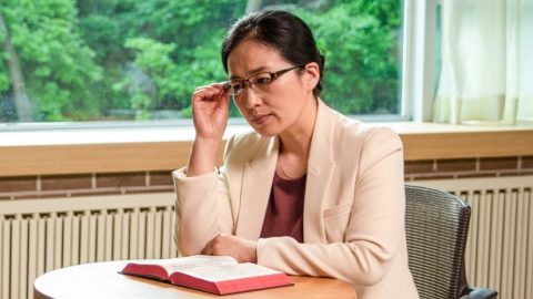 Tin vào Kinh Thánh là tin vào Đức Chúa Trời sao?